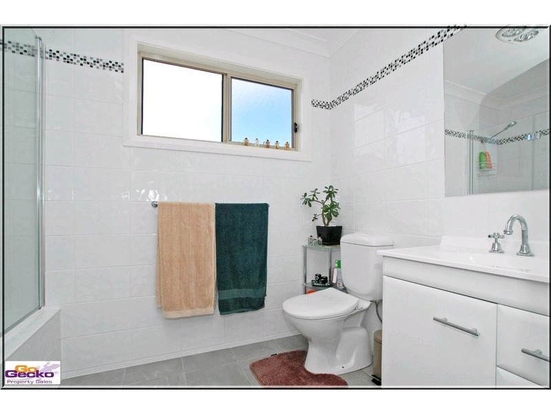 2/30 Ross Road, Queanbeyan NSW 2620