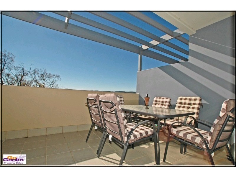 10D/17 Uriarra Road, Queanbeyan NSW 2620