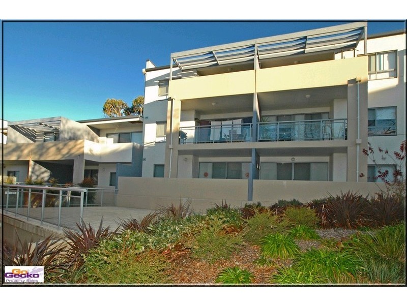 10D/17 Uriarra Road, Queanbeyan NSW 2620