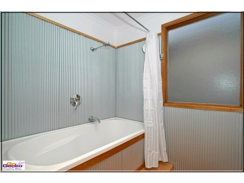 68 Derrima Road, Queanbeyan NSW 2620