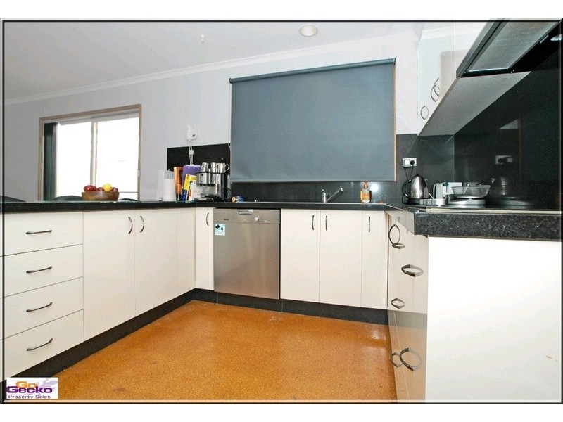 37 Sassafras Crescent, Queanbeyan NSW 2620