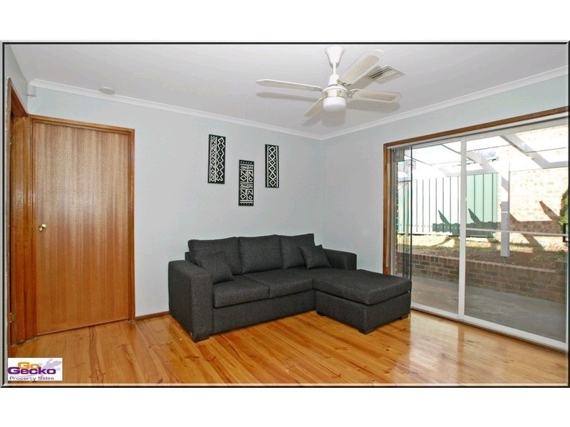 37 Sassafras Crescent, Queanbeyan NSW 2620