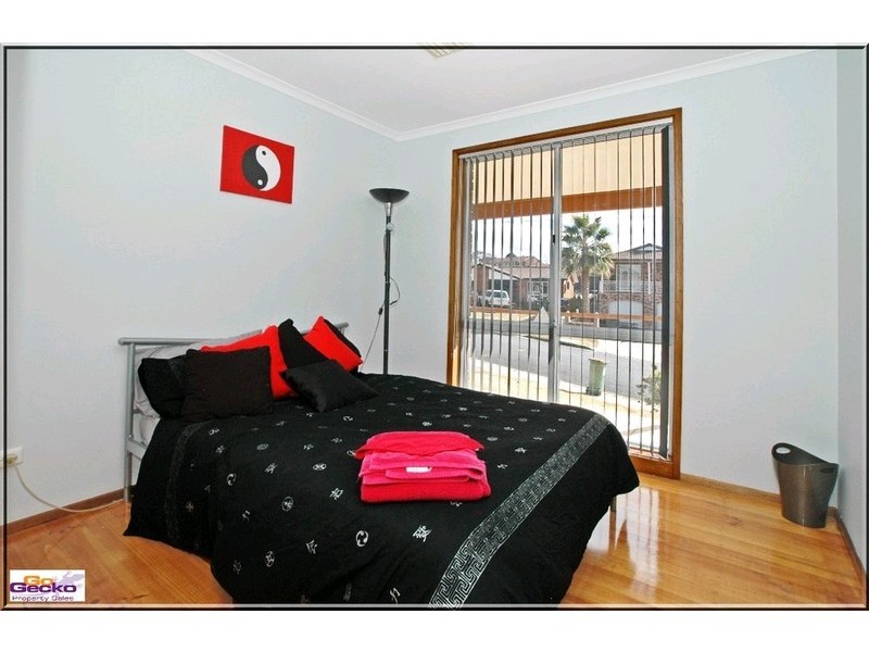 37 Sassafras Crescent, Queanbeyan NSW 2620