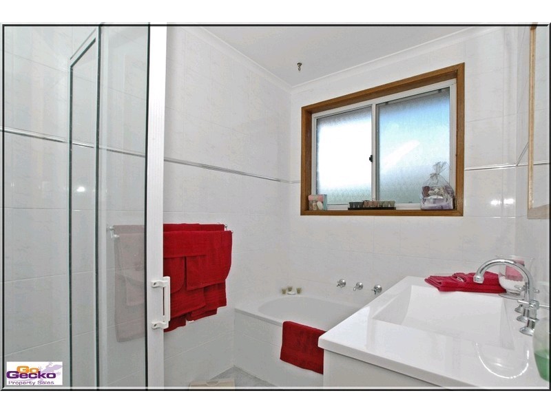 37 Sassafras Crescent, Queanbeyan NSW 2620