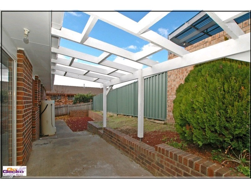 37 Sassafras Crescent, Queanbeyan NSW 2620