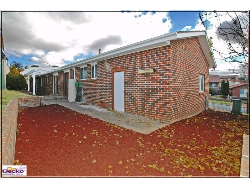 37 Sassafras Crescent, Queanbeyan NSW 2620