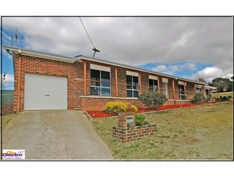 37 Sassafras Crescent, Queanbeyan NSW 2620