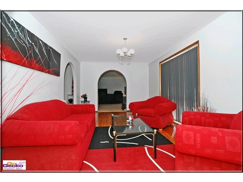 37 Sassafras Crescent, Queanbeyan NSW 2620