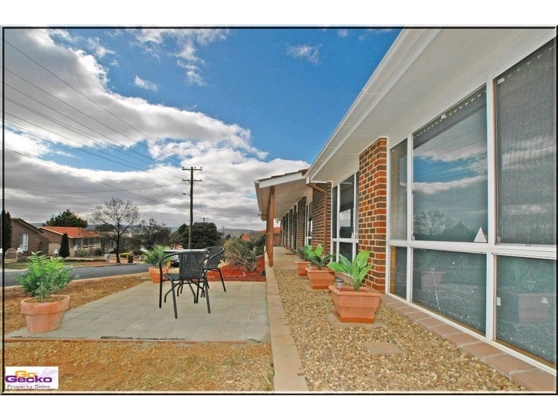 37 Sassafras Crescent, Queanbeyan NSW 2620