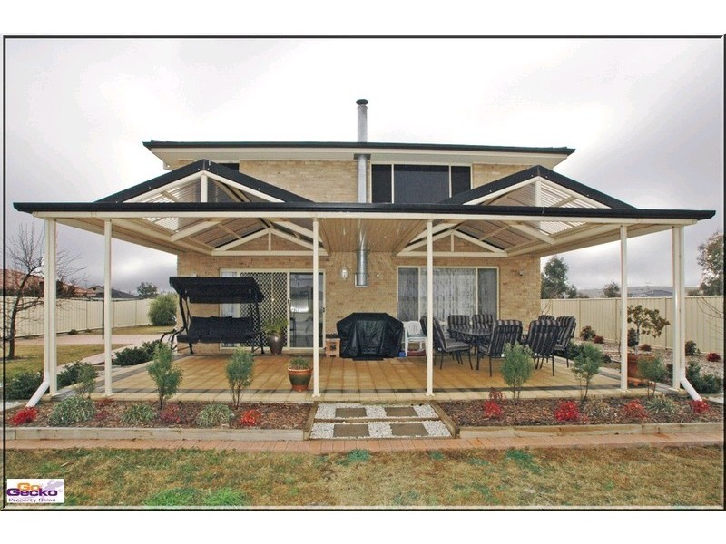 14 Falconer Place, Bungendore NSW 2621