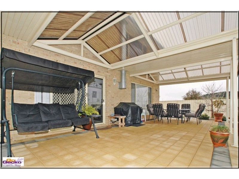 14 Falconer Place, Bungendore NSW 2621