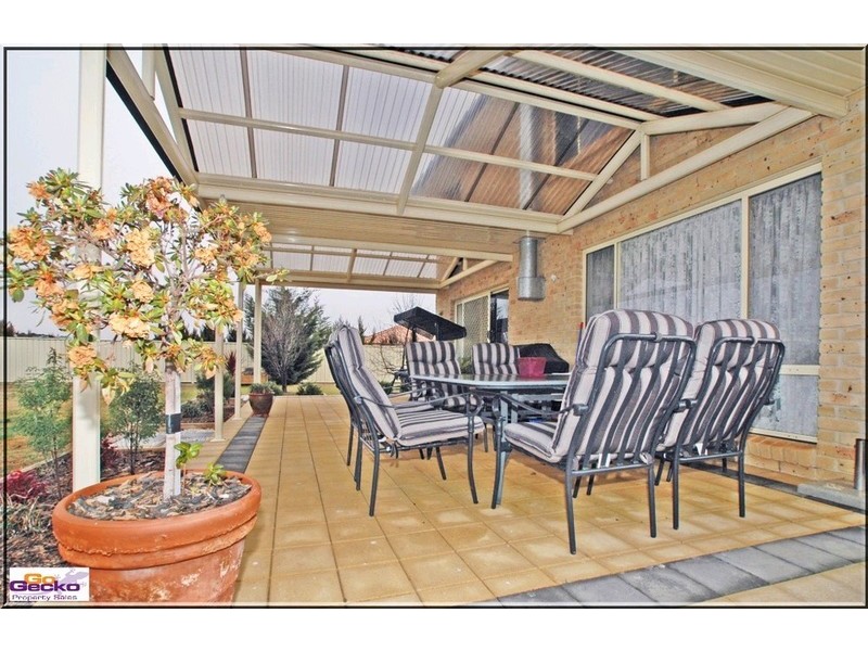 14 Falconer Place, Bungendore NSW 2621