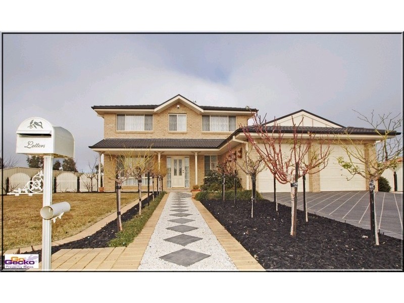 14 Falconer Place, Bungendore NSW 2621