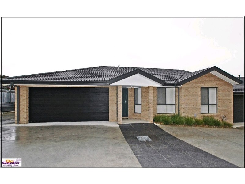 4/8-10 Ernest Street, Queanbeyan NSW 2620