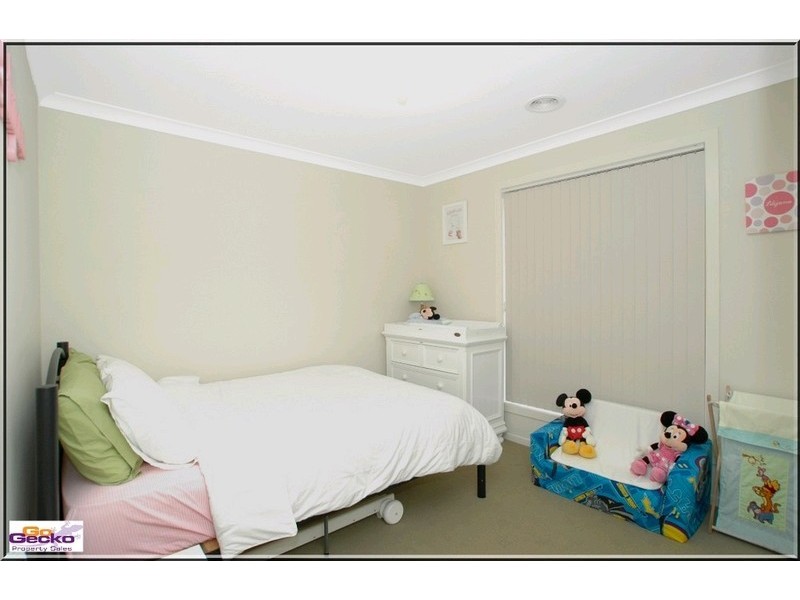 4/8-10 Ernest Street, Queanbeyan NSW 2620