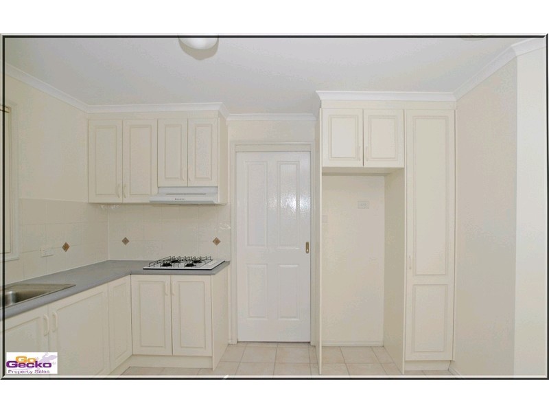 10 english grove, Jerrabomberra NSW 2619