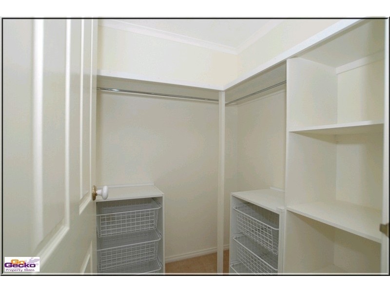 10 english grove, Jerrabomberra NSW 2619