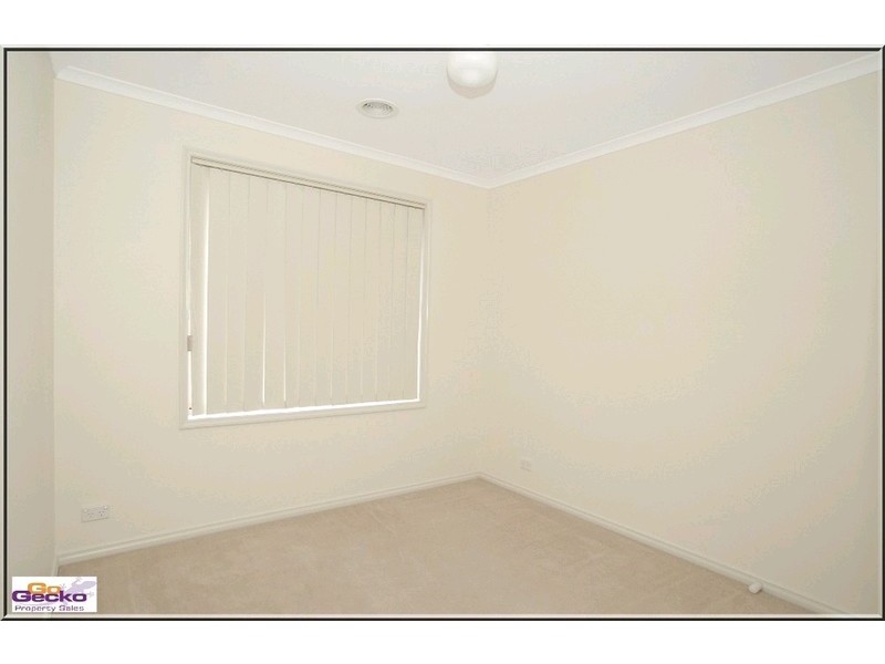 10 english grove, Jerrabomberra NSW 2619