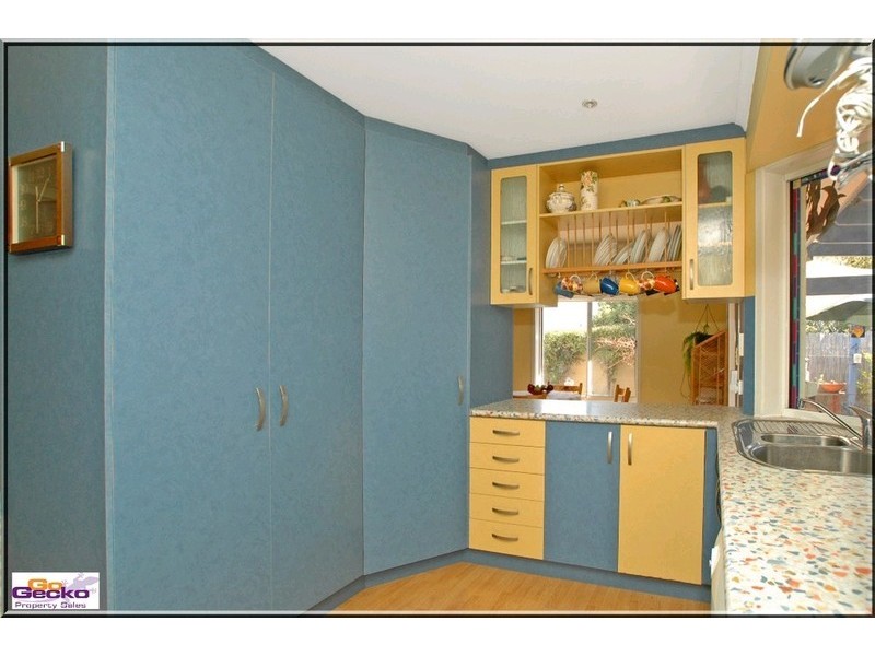 6/4-10 Brudenell Drive, Jerrabomberra NSW 2619