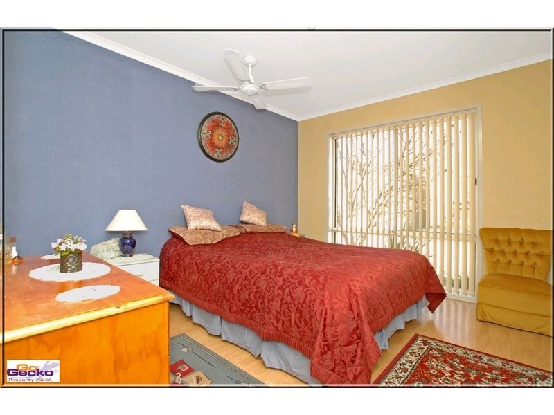 6/4-10 Brudenell Drive, Jerrabomberra NSW 2619