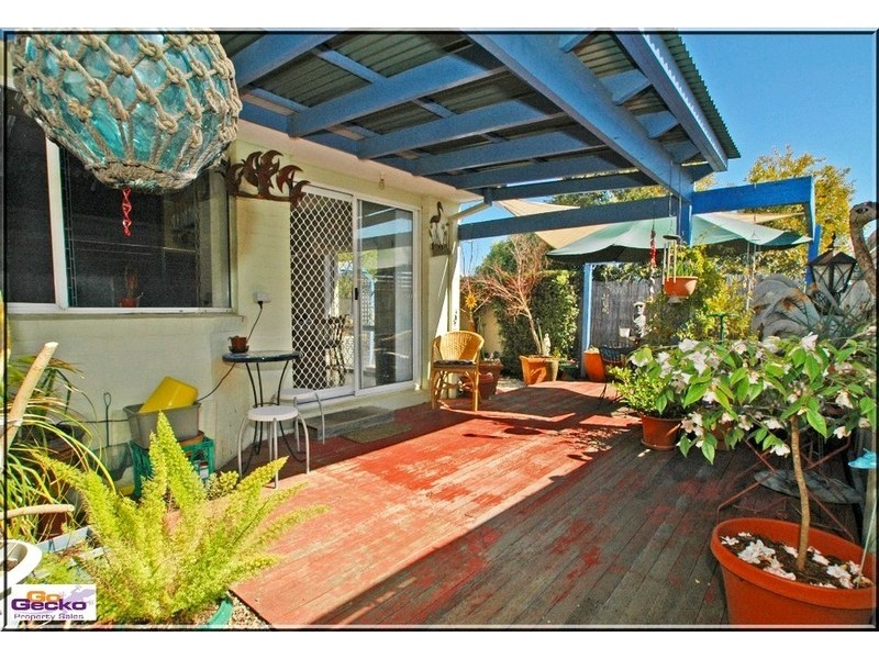 6/4-10 Brudenell Drive, Jerrabomberra NSW 2619