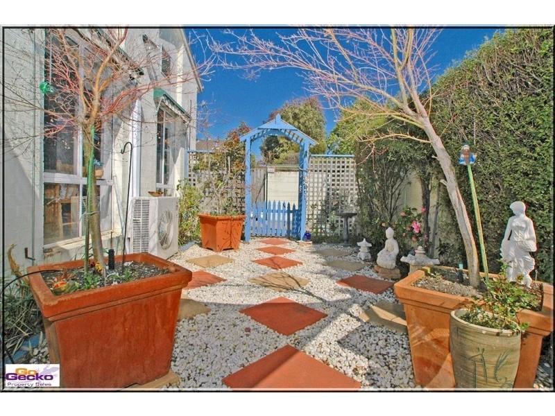 6/4-10 Brudenell Drive, Jerrabomberra NSW 2619