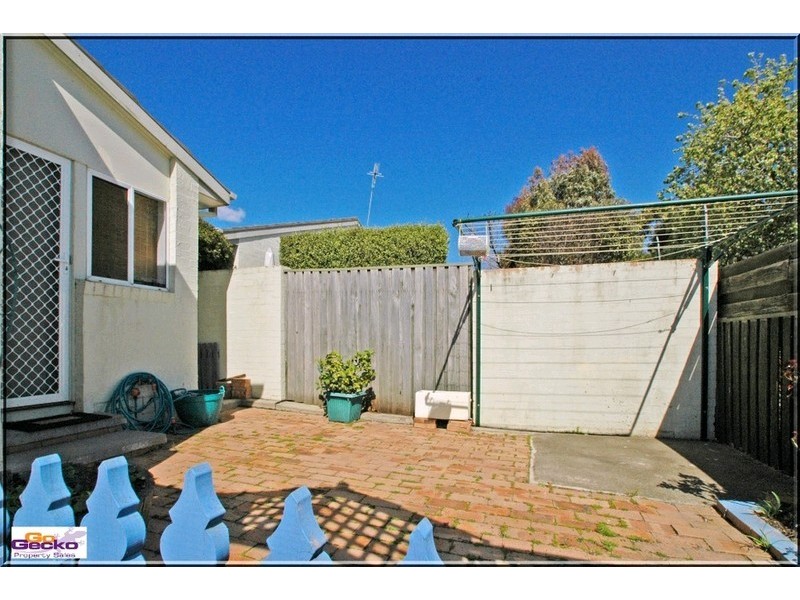 6/4-10 Brudenell Drive, Jerrabomberra NSW 2619