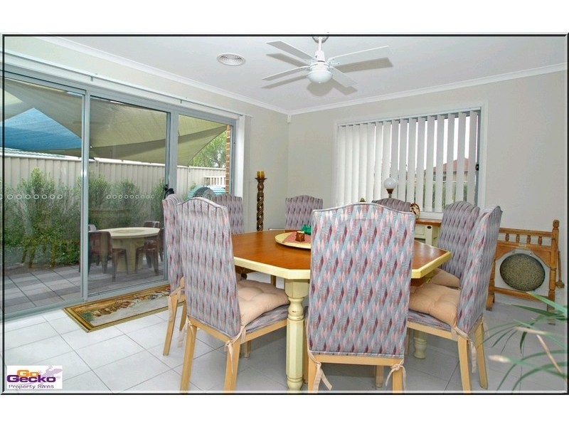 1/83-85 Tharwa Road, Queanbeyan NSW 2620