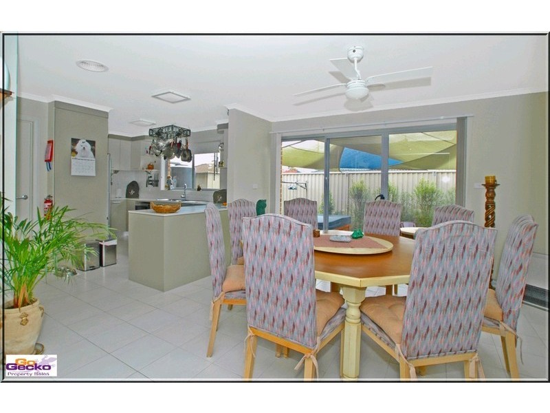 1/83-85 Tharwa Road, Queanbeyan NSW 2620