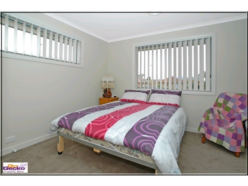 1/83-85 Tharwa Road, Queanbeyan NSW 2620