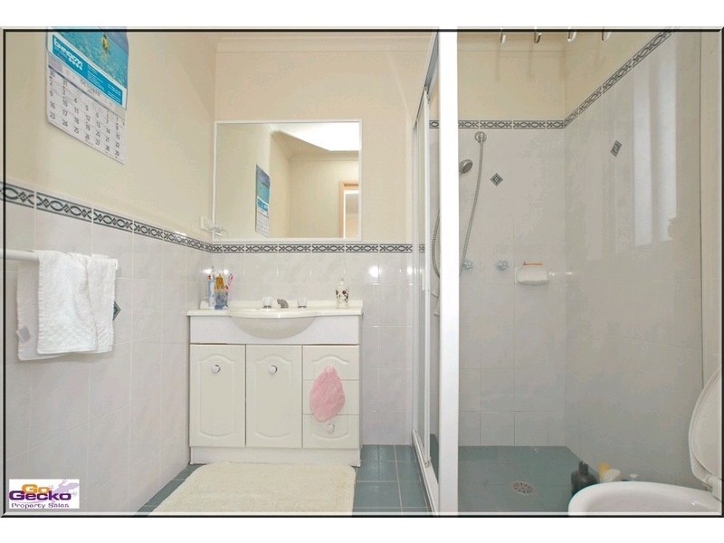 27 Hellmund Street, Queanbeyan NSW 2620