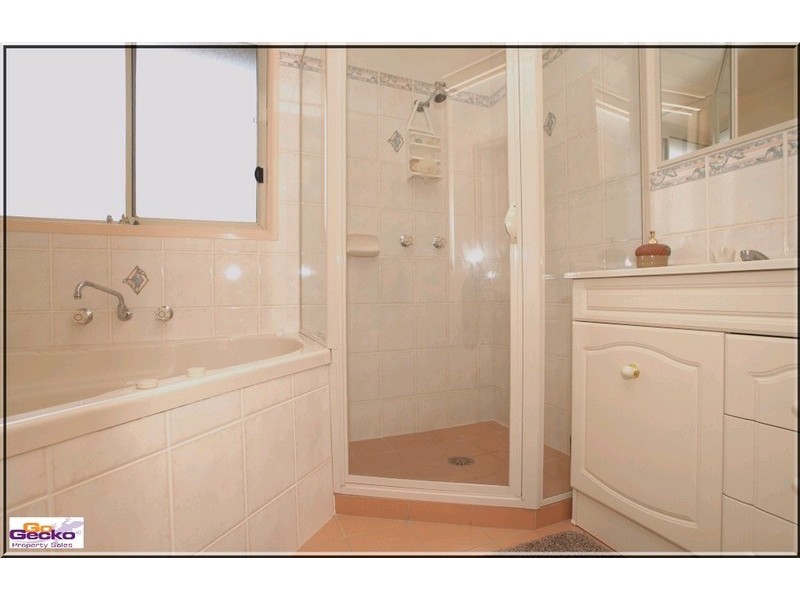 27 Hellmund Street, Queanbeyan NSW 2620