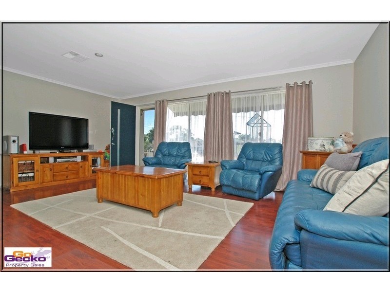 6 Gillman Place, Queanbeyan NSW 2620