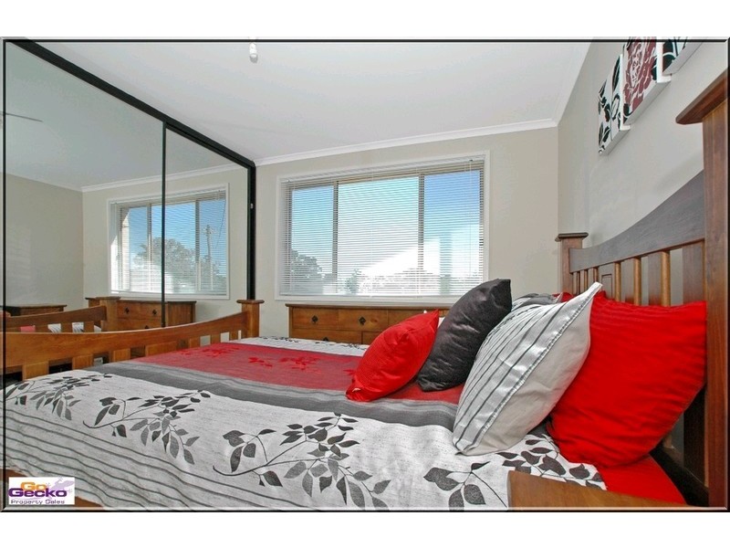 6 Gillman Place, Queanbeyan NSW 2620