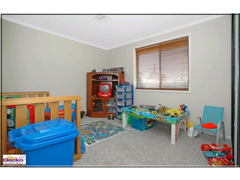 6 Gillman Place, Queanbeyan NSW 2620