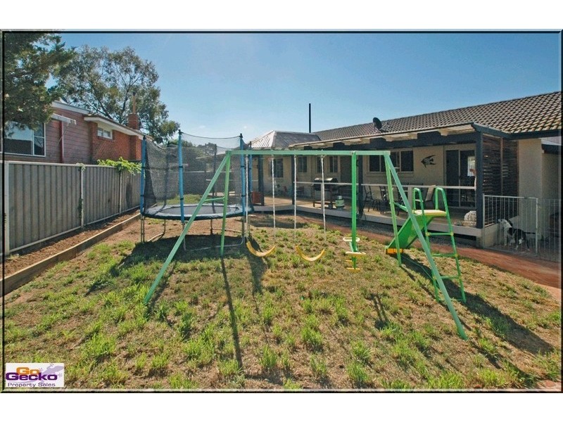 6 Gillman Place, Queanbeyan NSW 2620