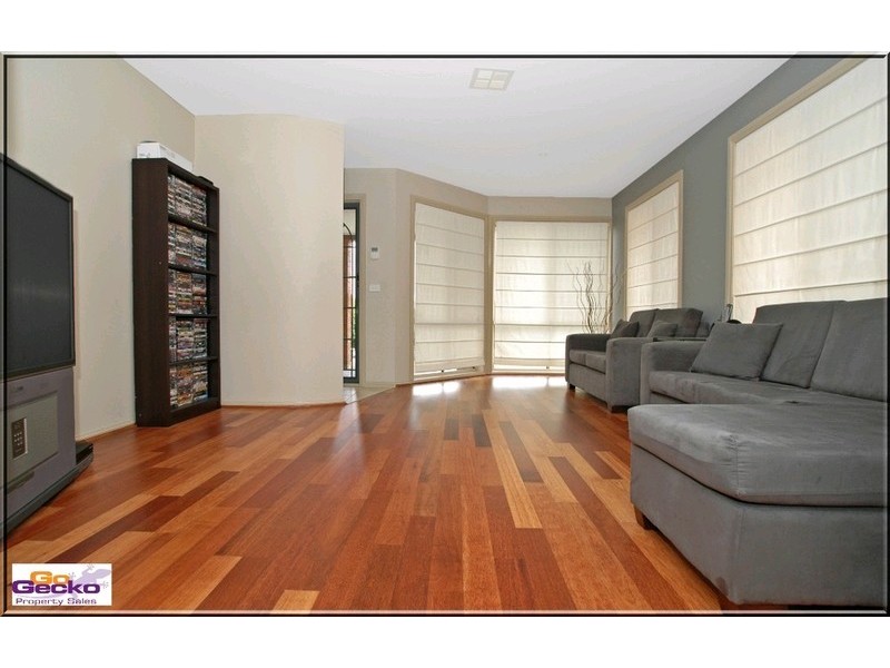 29 Bluestone Garden, Jerrabomberra NSW 2619