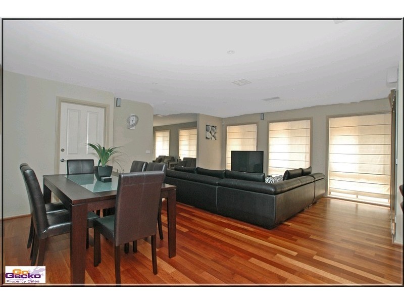 29 Bluestone Garden, Jerrabomberra NSW 2619