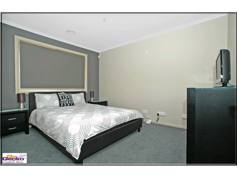 29 Bluestone Garden, Jerrabomberra NSW 2619