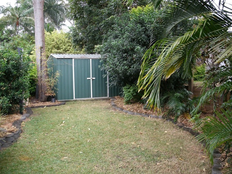 6 Lindfield Drive, Petrie QLD 4502