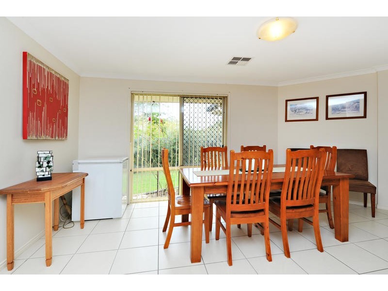 2 Paulette Court, Cashmere QLD 4500