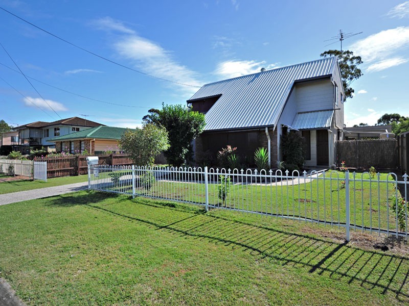 42 Colonial Drive, Lawnton QLD 4501