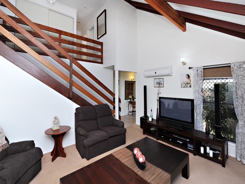 42 Colonial Drive, Lawnton QLD 4501