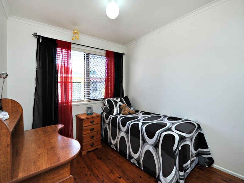 42 Colonial Drive, Lawnton QLD 4501