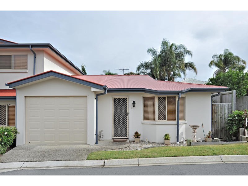 19/2A Beitz Street, Strathpine QLD 4500