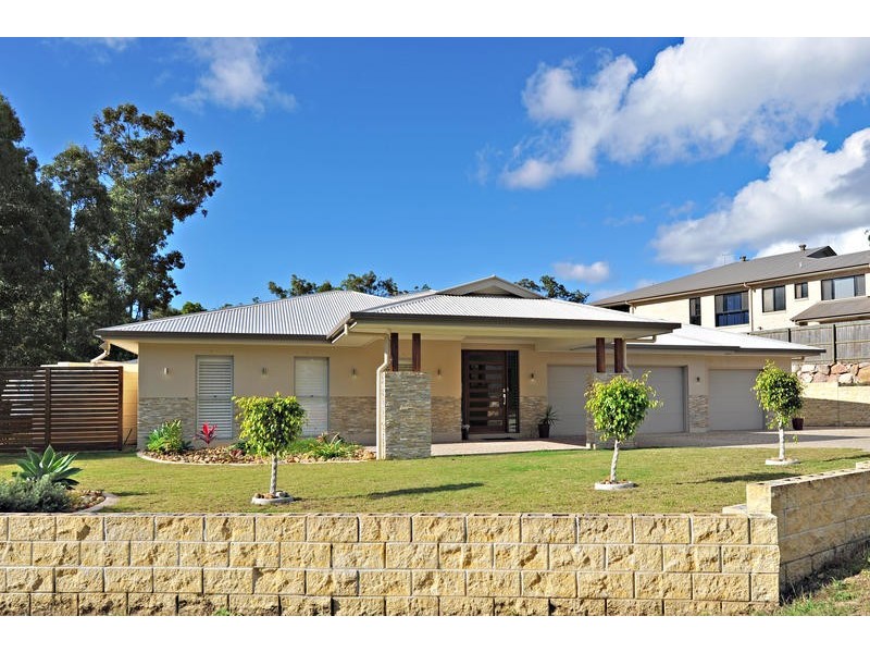 127 Corvus Drive, Cashmere QLD 4500