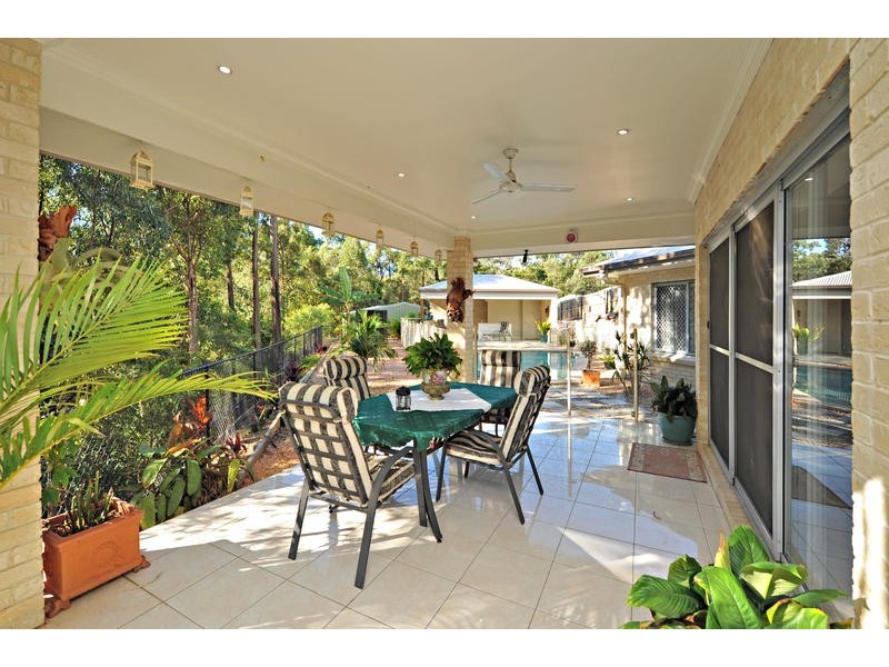127 Corvus Drive, Cashmere QLD 4500