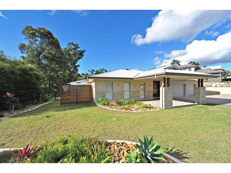 127 Corvus Drive, Cashmere QLD 4500