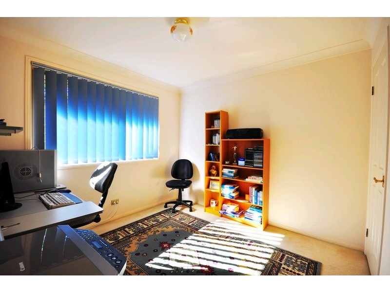 5 Sawyer Court, Petrie QLD 4502