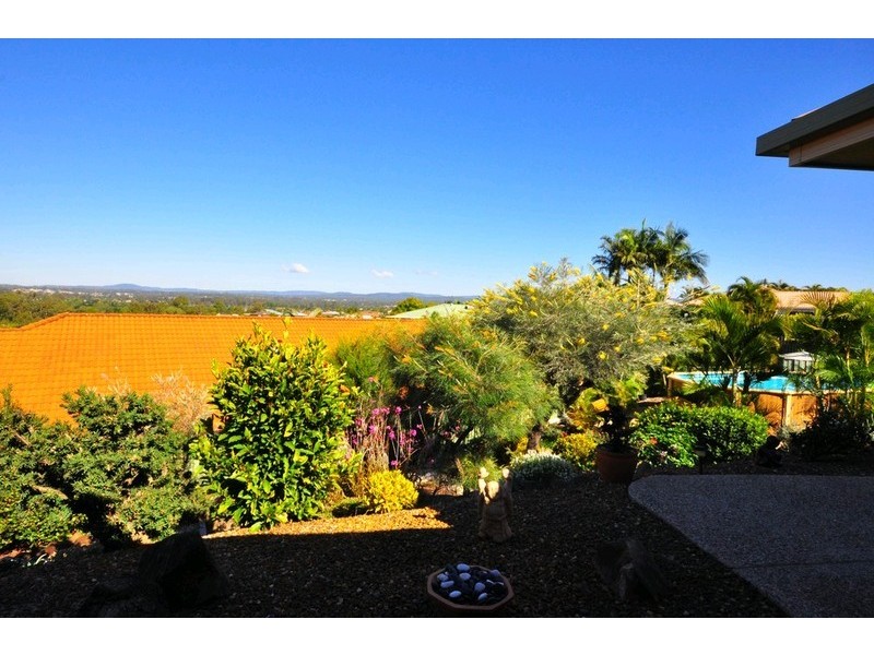 5 Sawyer Court, Petrie QLD 4502